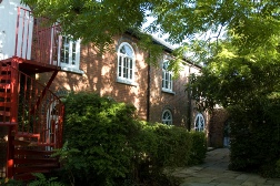 Image of The Dove Clinic, The Old Brewery, Twyford where EECP treatment takes place